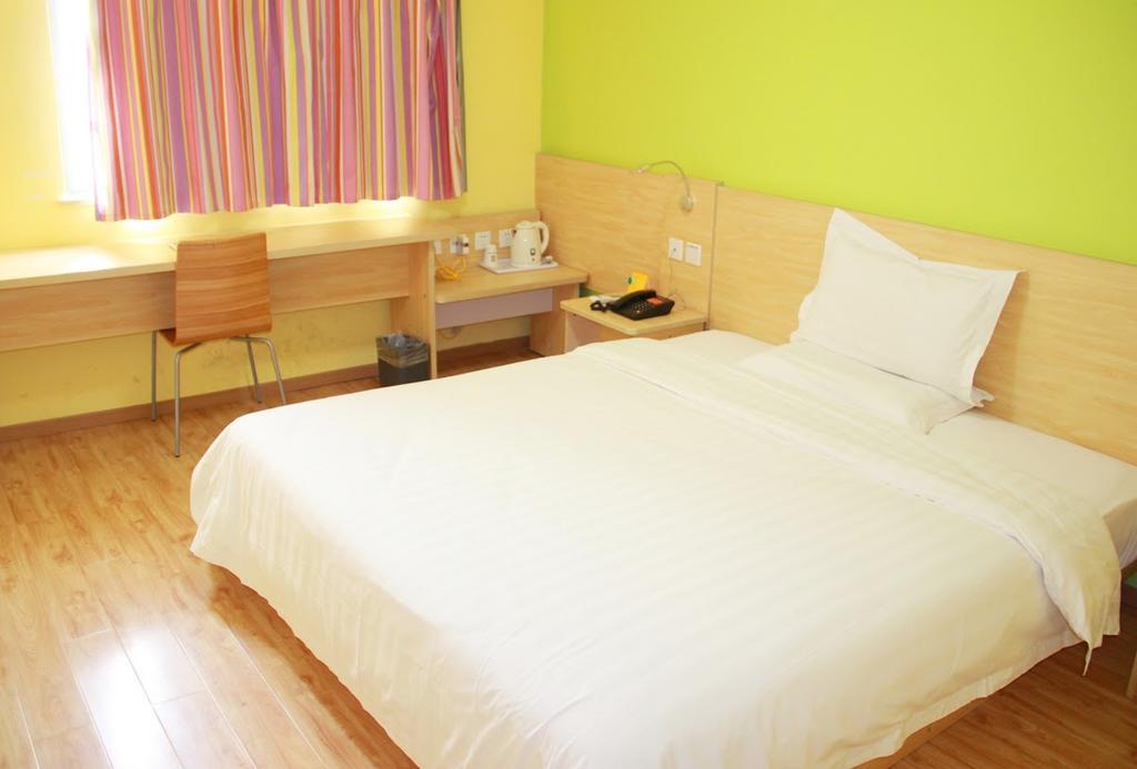 7Days Inn Guangzhou Tianhe Tangxia Junjing Huayuan Exterior photo